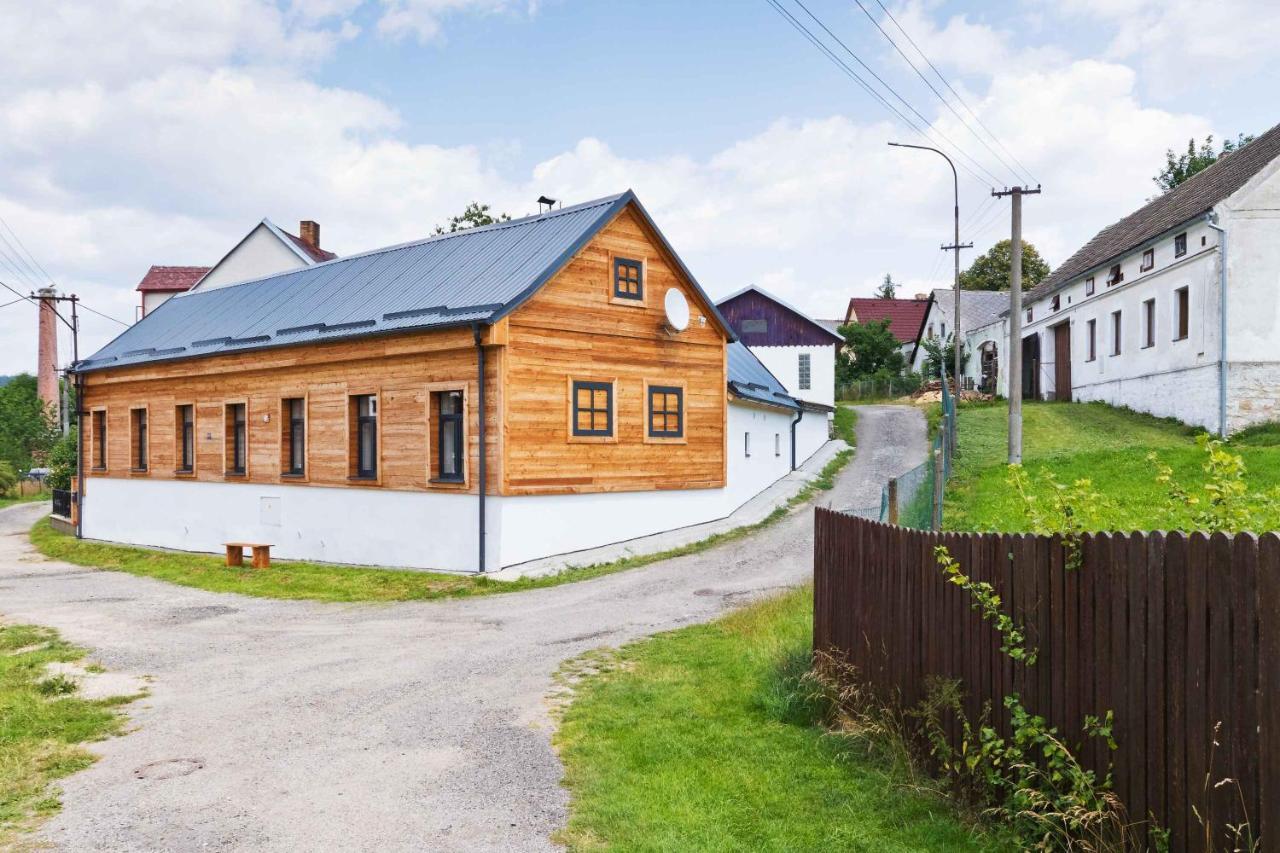 Chalupa Ceska Kanada Guest House Dobrohor Exterior foto